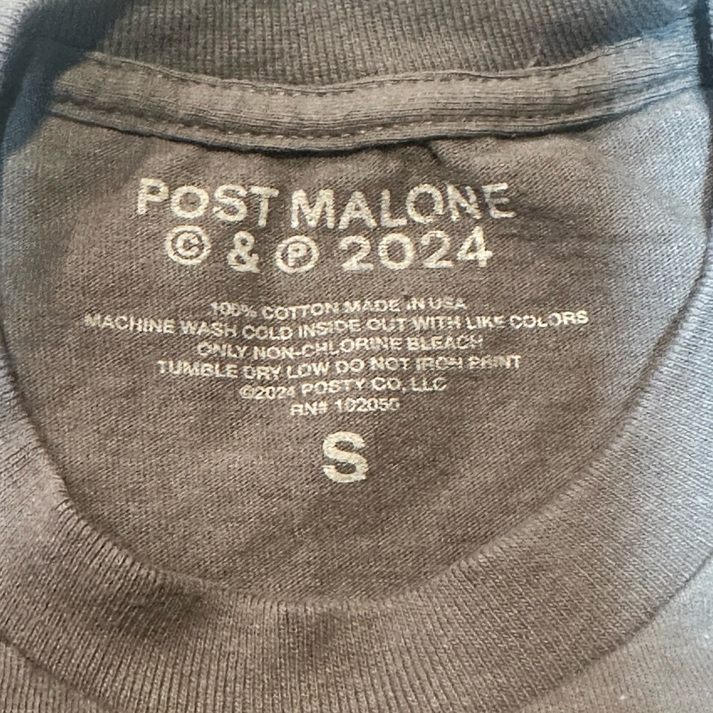Post Malone F-1 Trillion tour unisex long sleeve tee /pre-loved, sleeve details - Picture 4 of 10